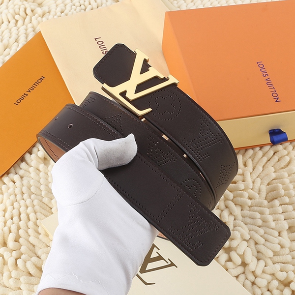 激安ルイヴィトンベルト着用イメージ